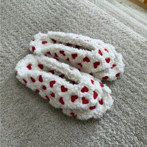 Skims Cozy Heart Patterned Slippers